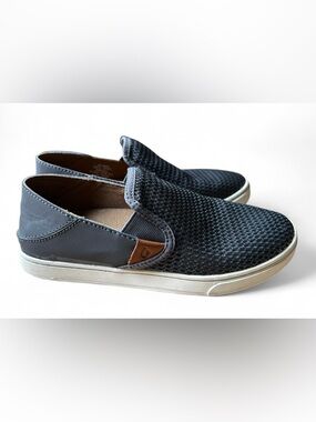 OluKai Pehuea Slip On Shoes Womens 6.5 Gray Pavement Perfurated Comfort Sneaker